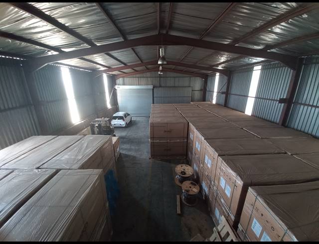 551M² WAREHOUSE TO LET IN APEX